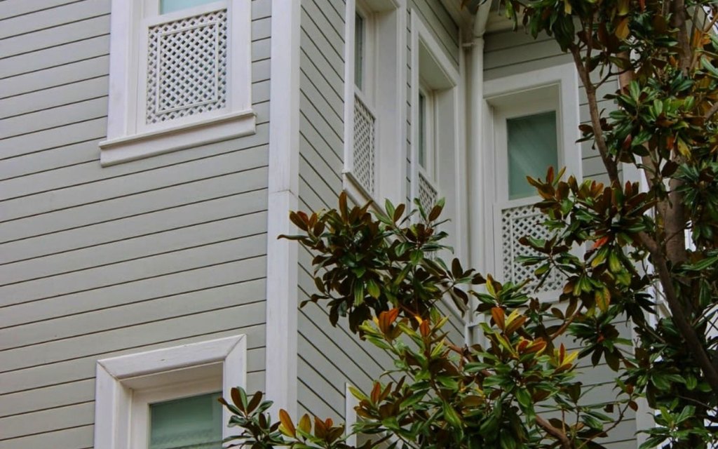 Signs Your Soffit or Fascia Needs Repair